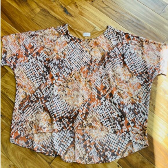 Adrienne Tops - Adrienne Flowy Blouse